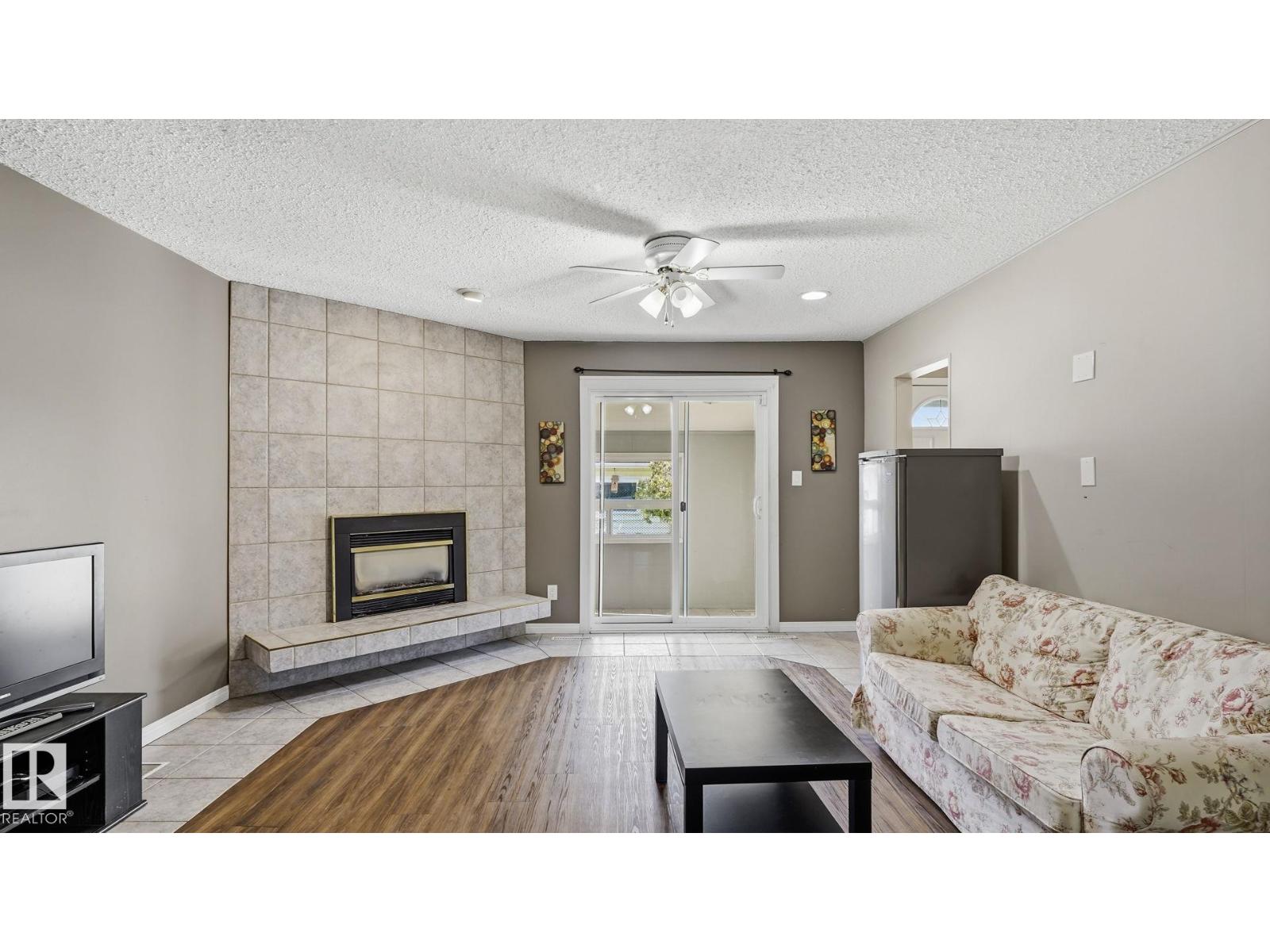 11736 35A AV NW - 18