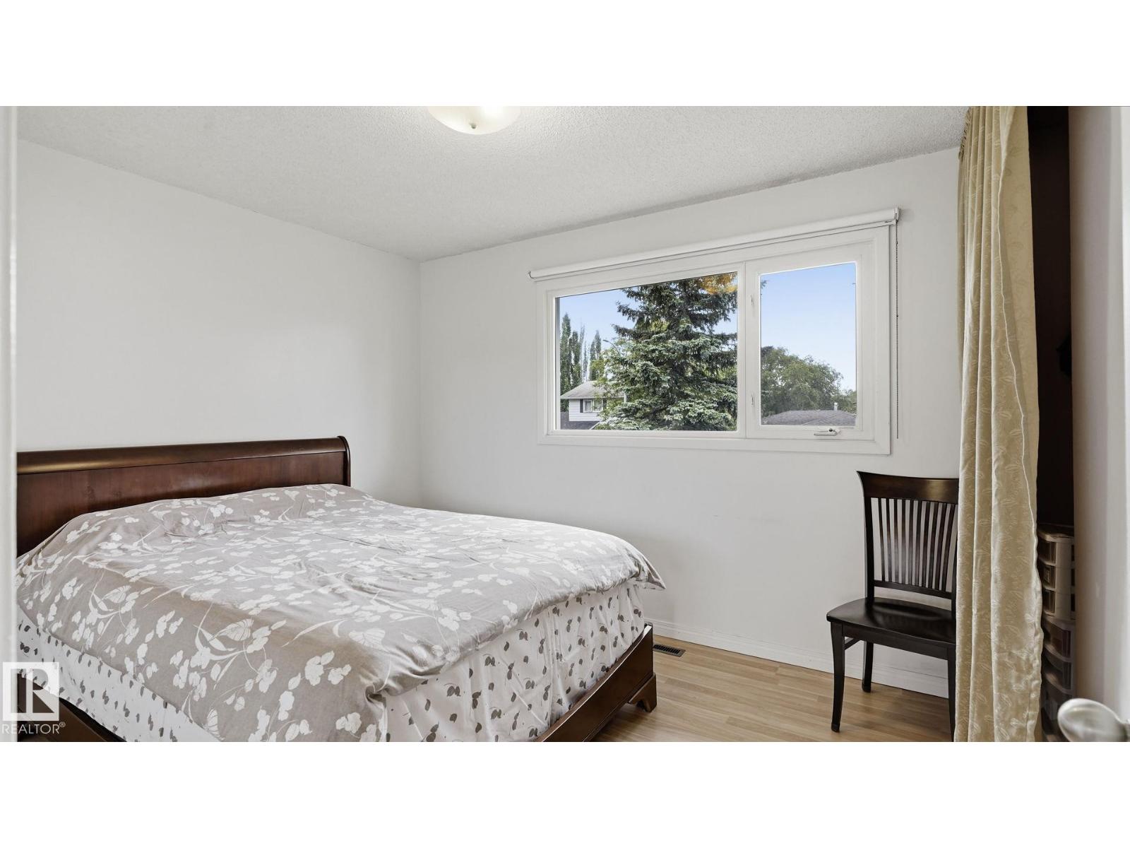 11736 35A AV NW - 25