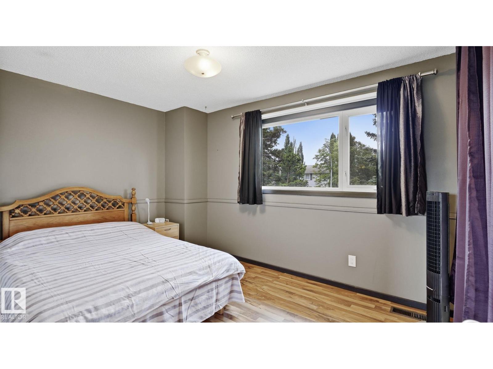 11736 35A AV NW - 27