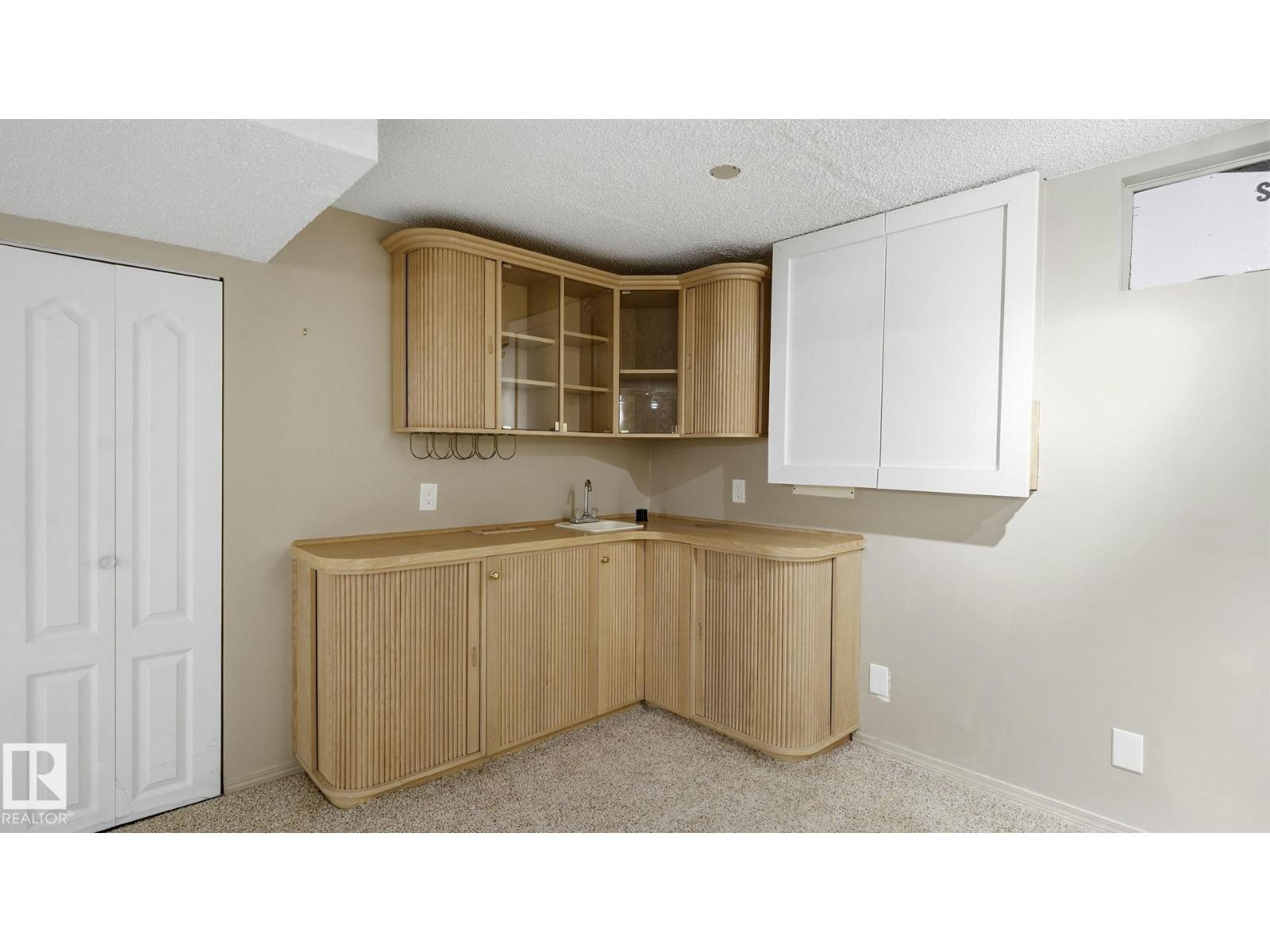 11736 35A AV NW - 35