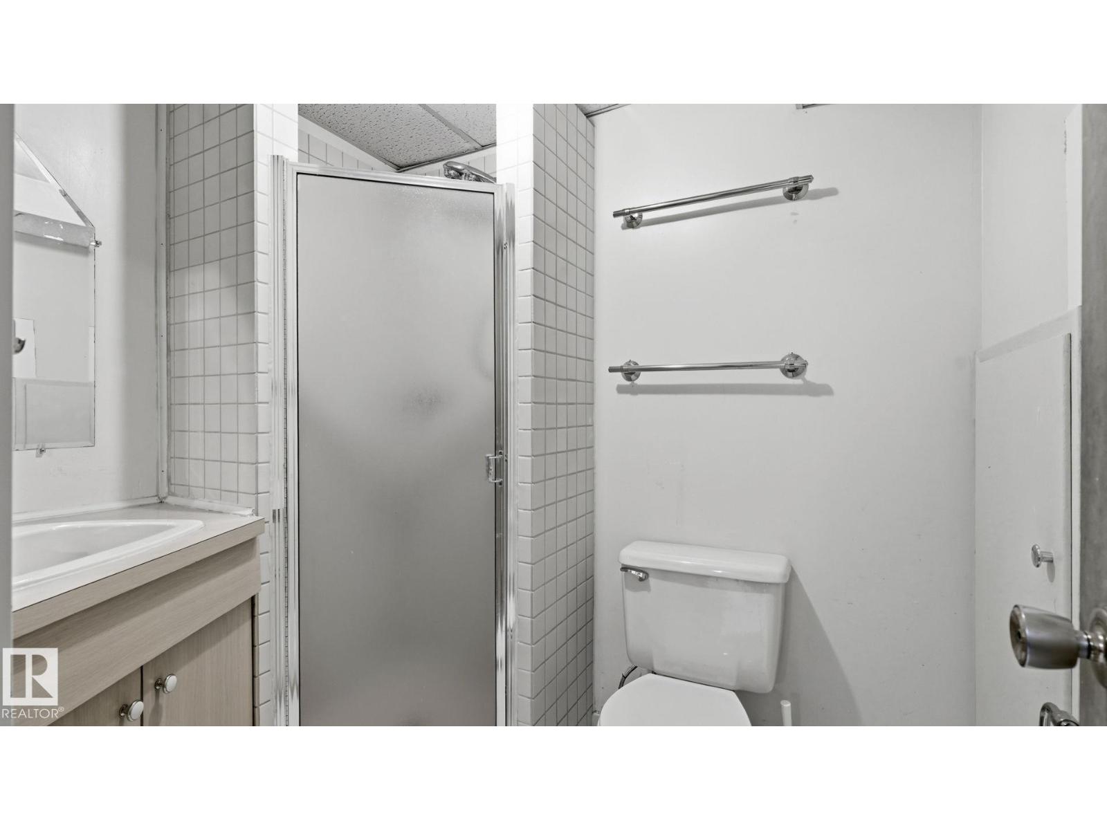 11736 35A AV NW - 37