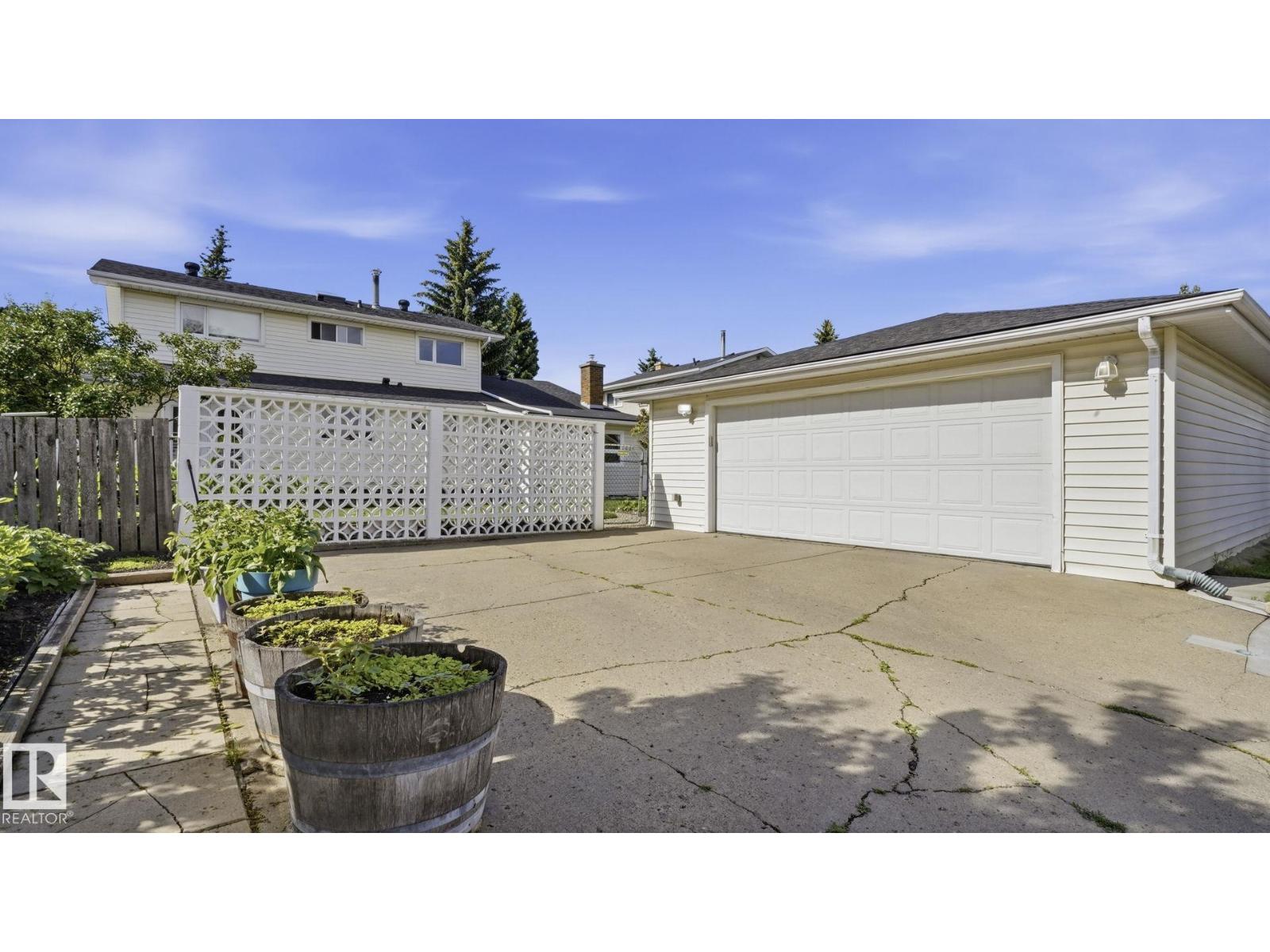 11736 35A AV NW - 47