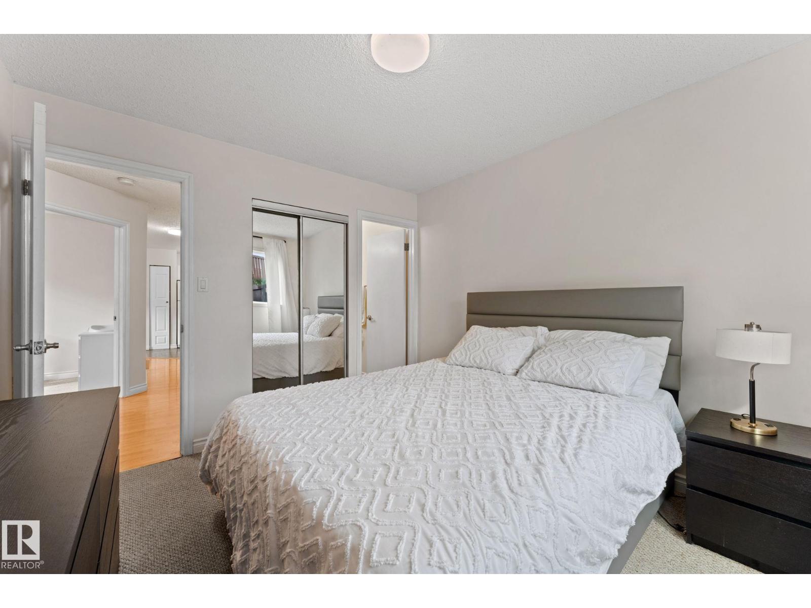 4621 126 AV NW - 14