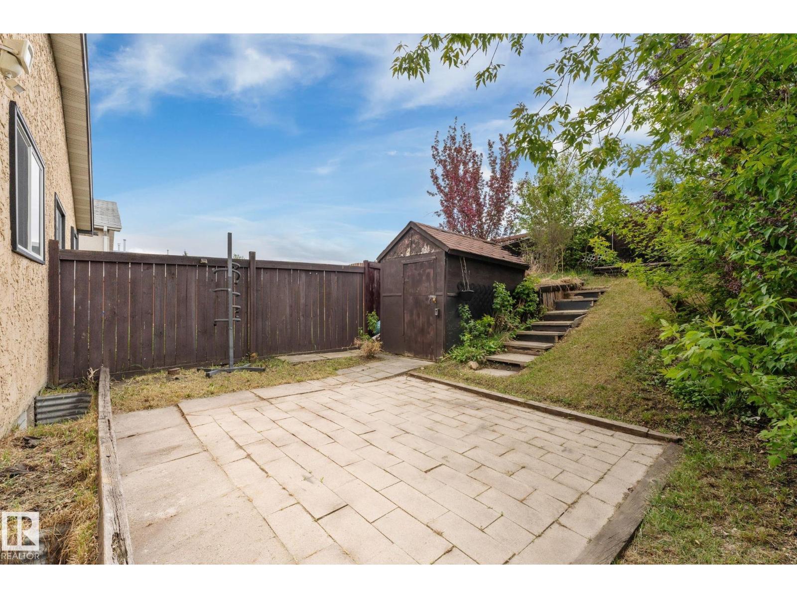 4621 126 AV NW - 21