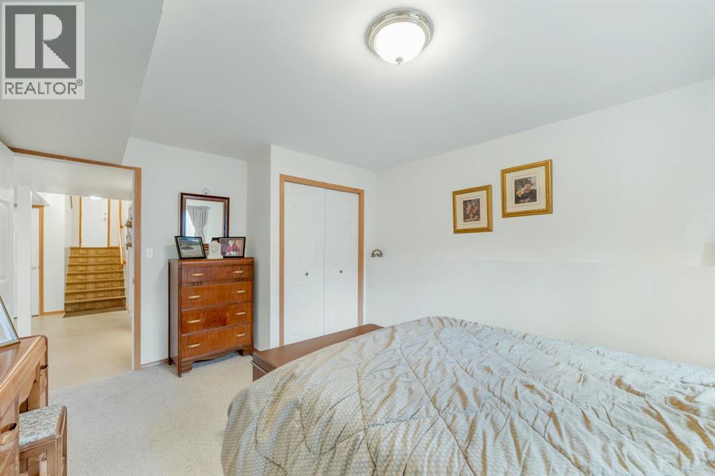 781 Red Crow Boulevard W - 25