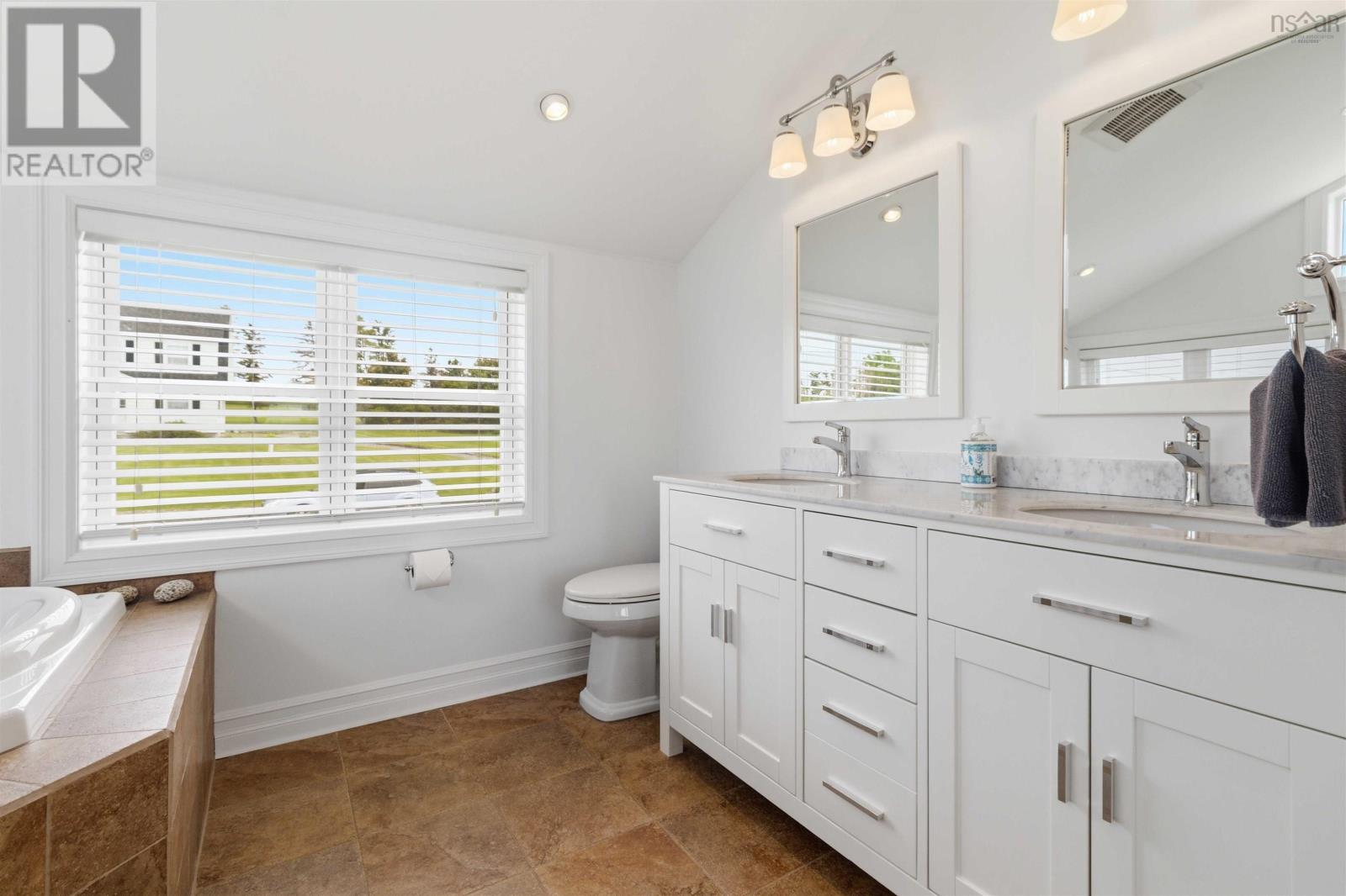 1580 Second Peninsula Road - 30
