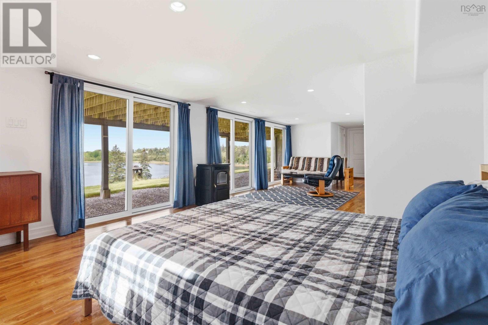 1580 Second Peninsula Road - 34