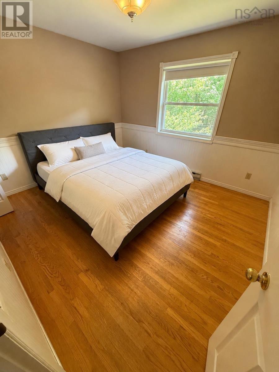 115 Dawson Heights - 11