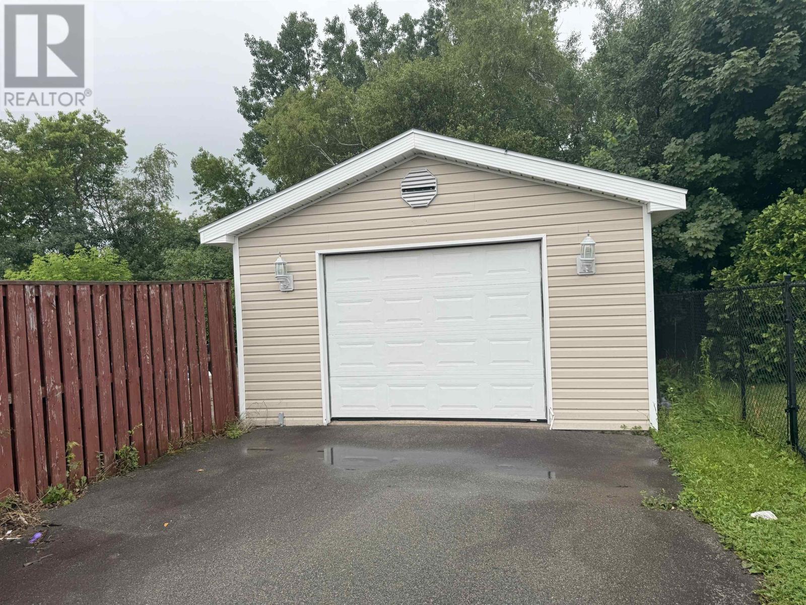 98 Sierra Drive - 5