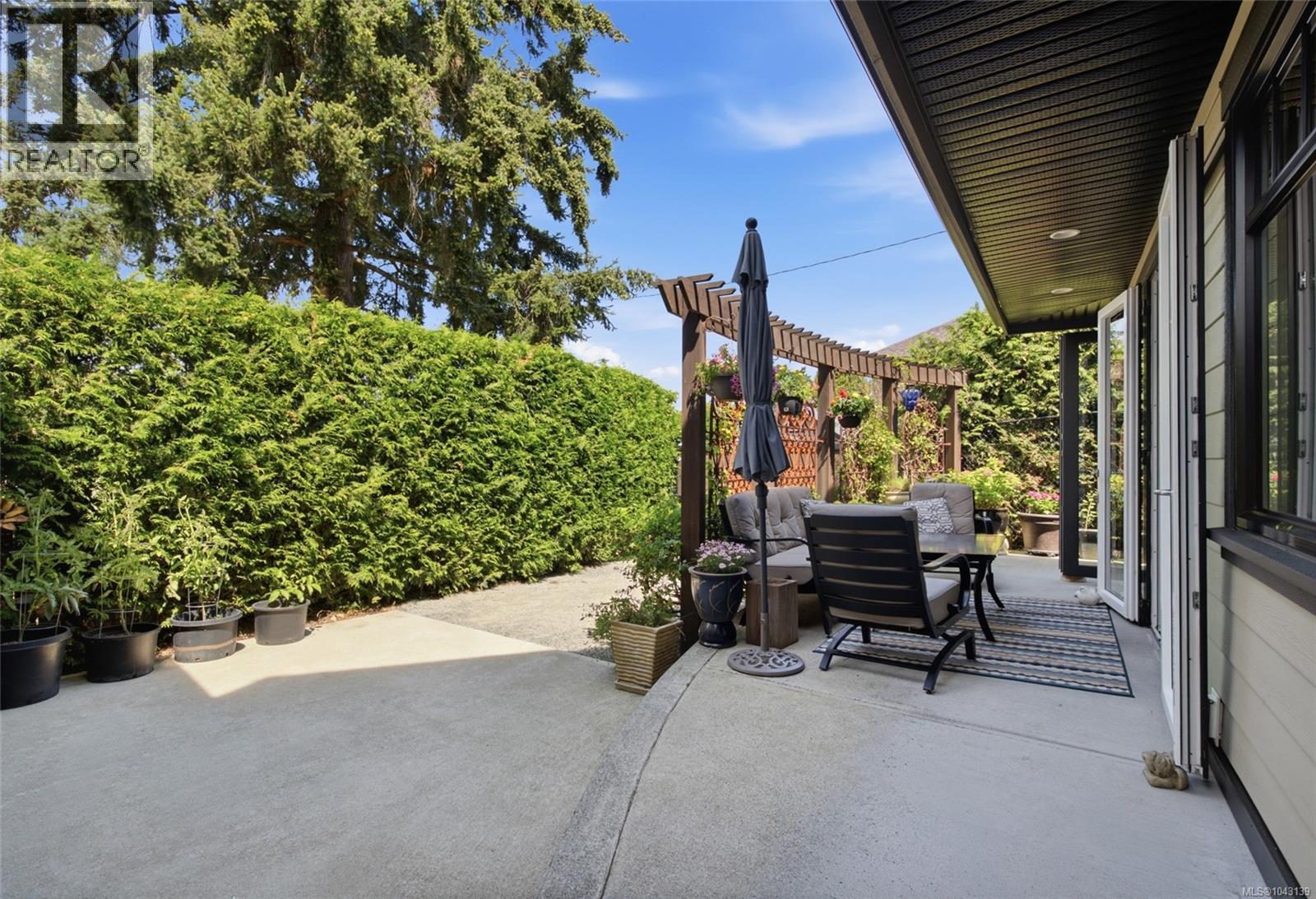 722 Campbell St - 13