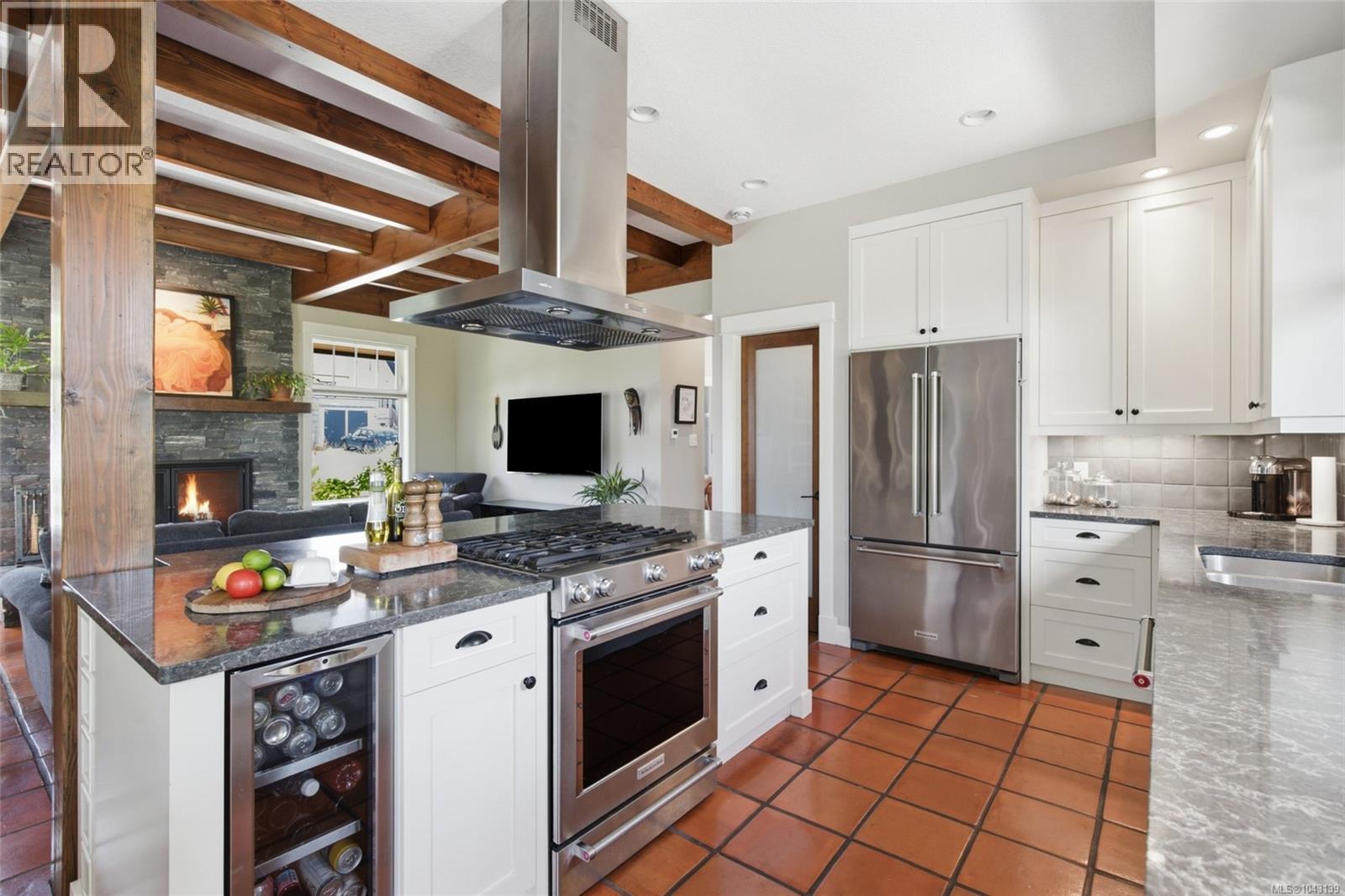 722 Campbell St - 21
