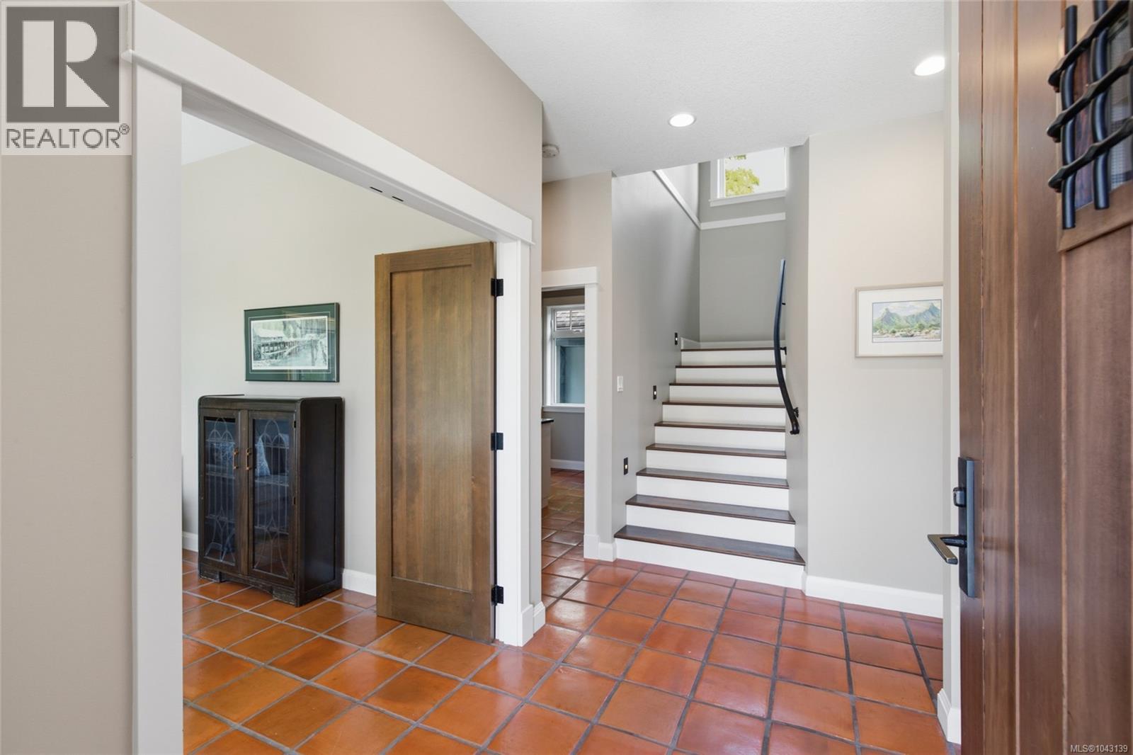 722 Campbell St - 28