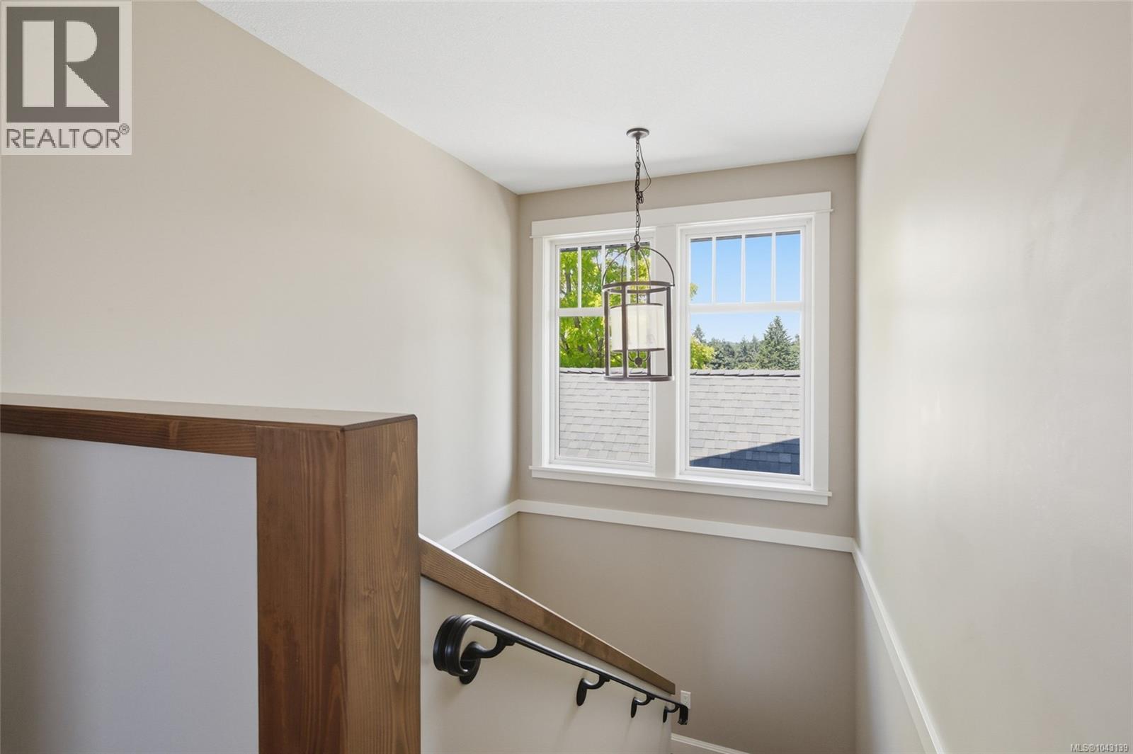 722 Campbell St - 37