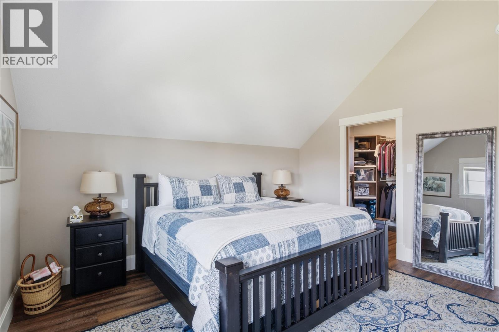722 Campbell St - 40