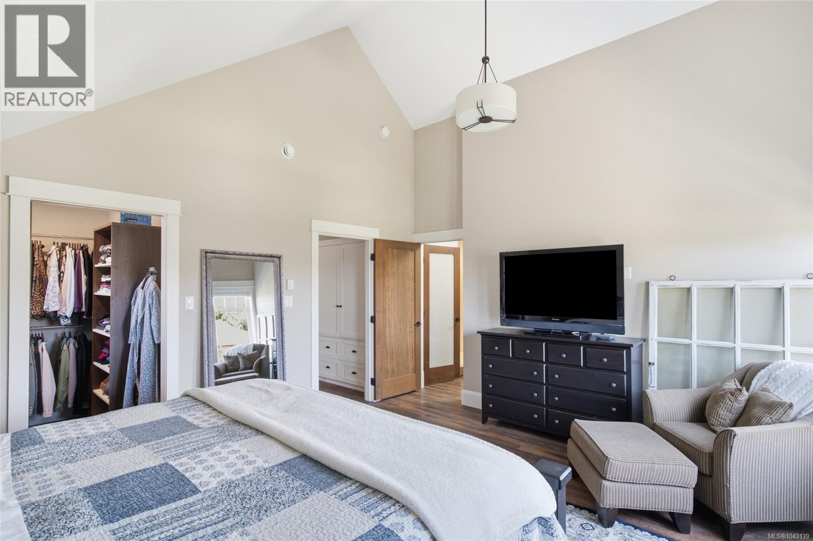 722 Campbell St - 41