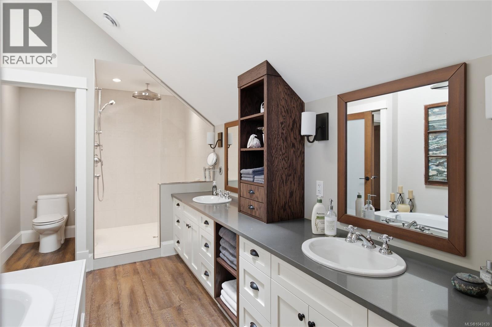 722 Campbell St - 42