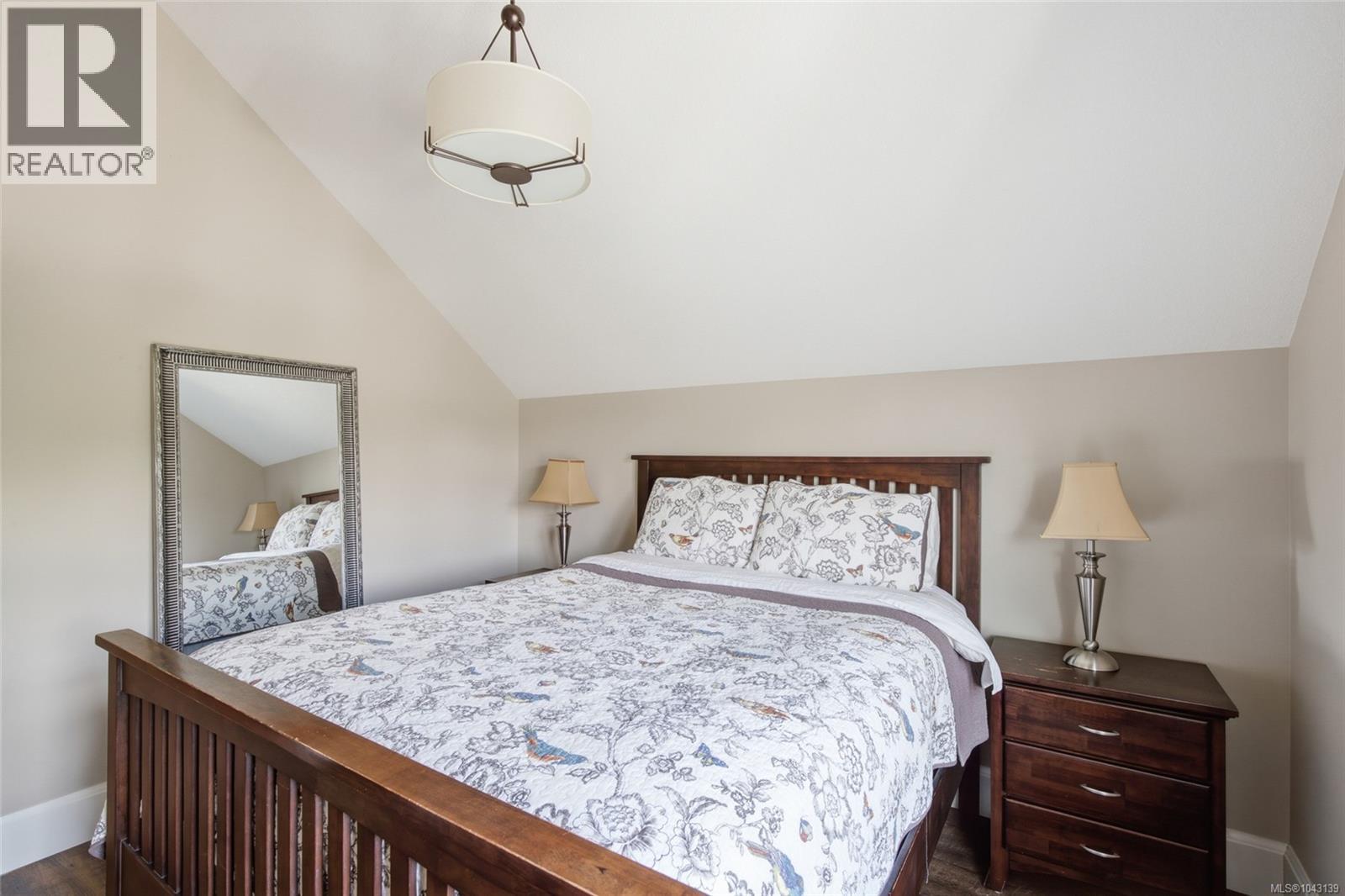 722 Campbell St - 51