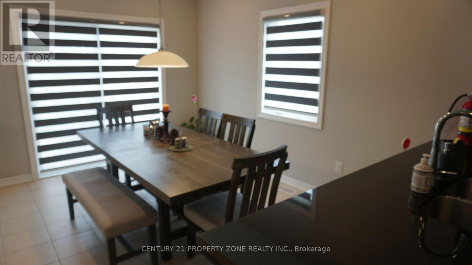 227 MOWAT STREET N - 18