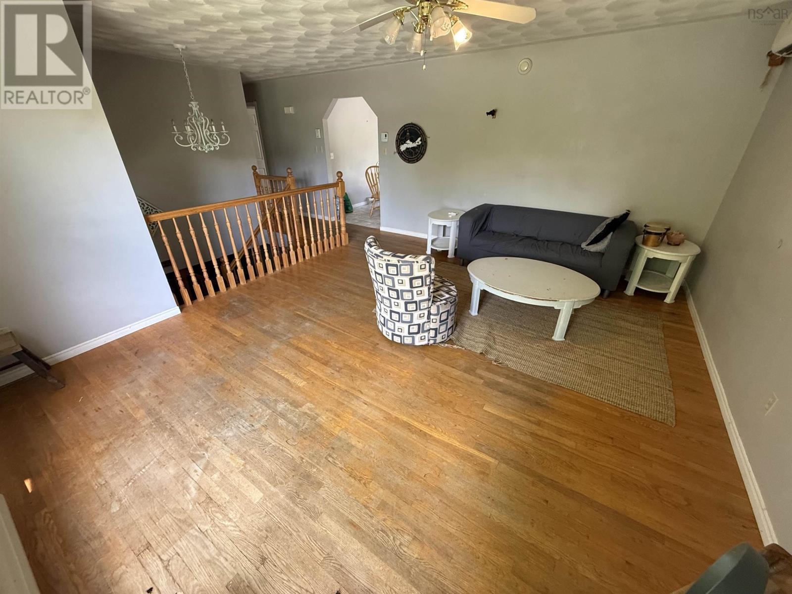 115 Dawson Heights - 8