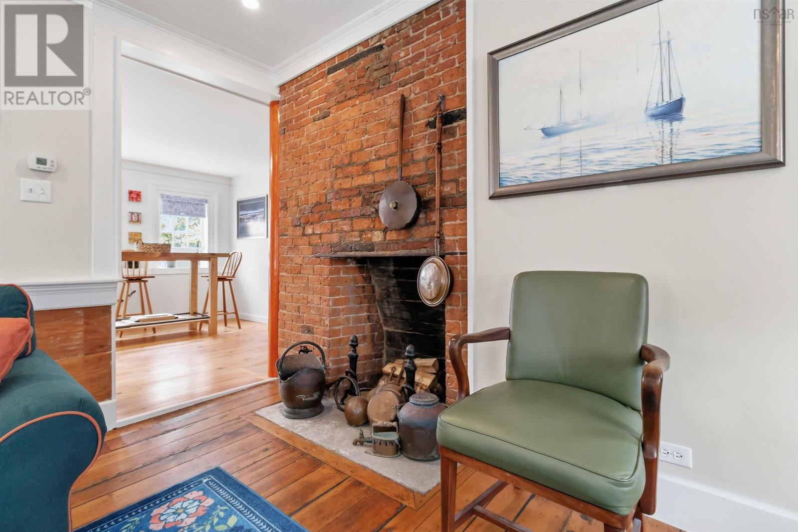 137 Pelham Street - 8