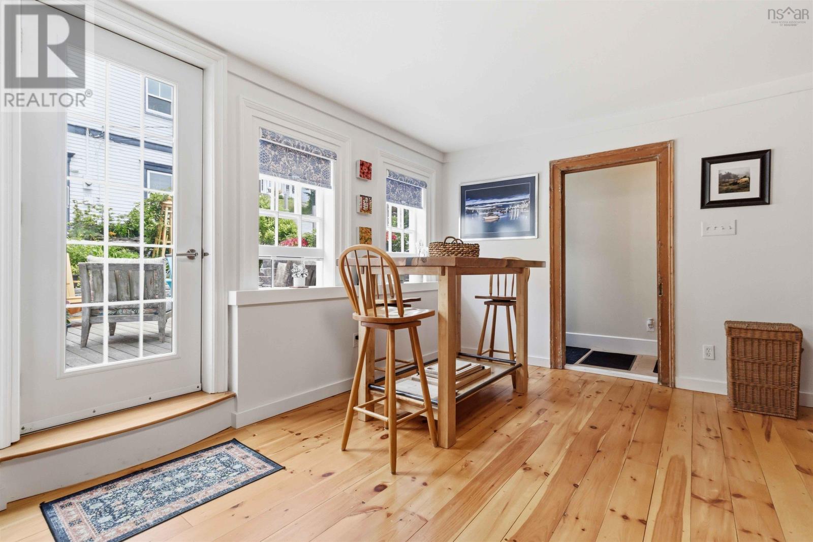 137 Pelham Street - 16