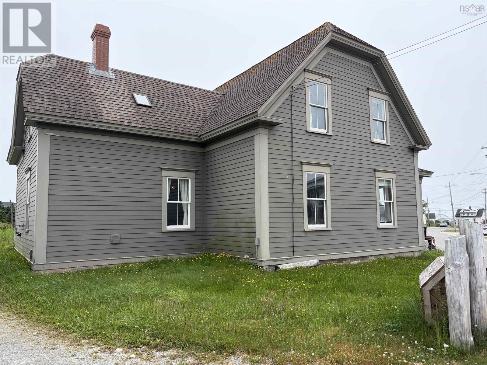 24 School Street - 2