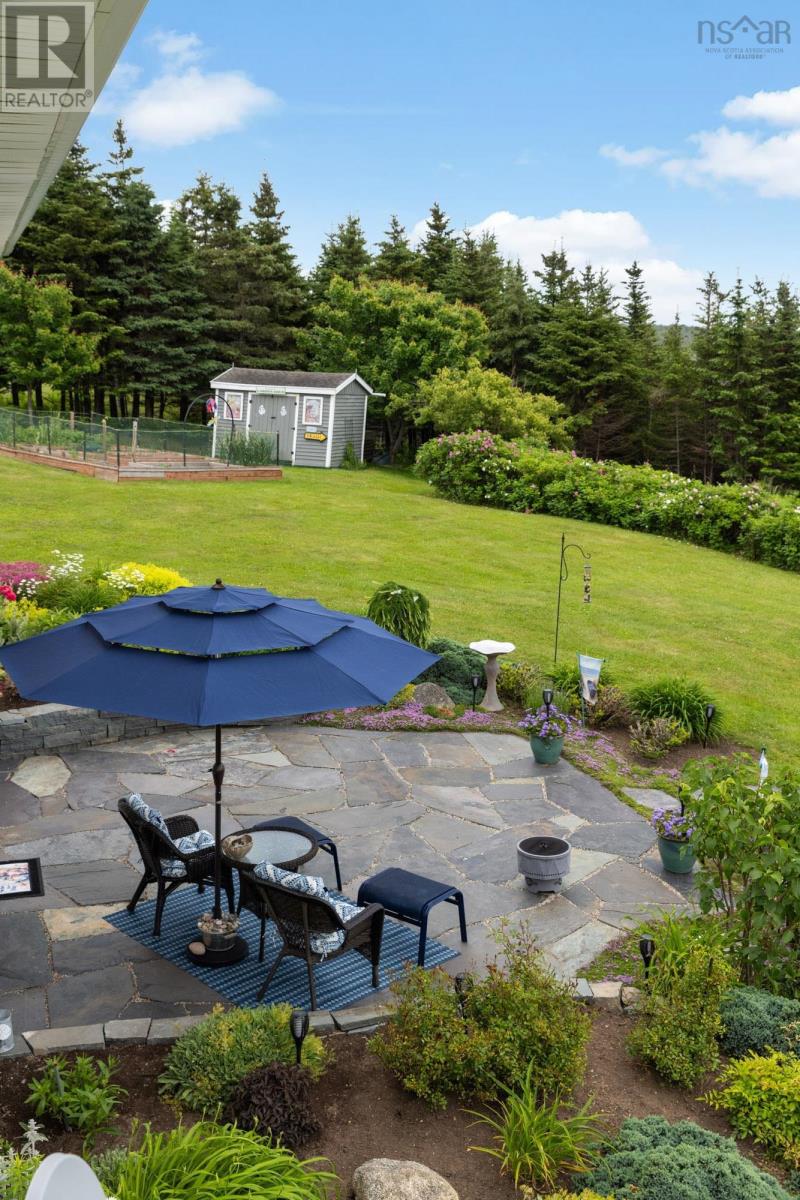 9 Leeward Lane - 16