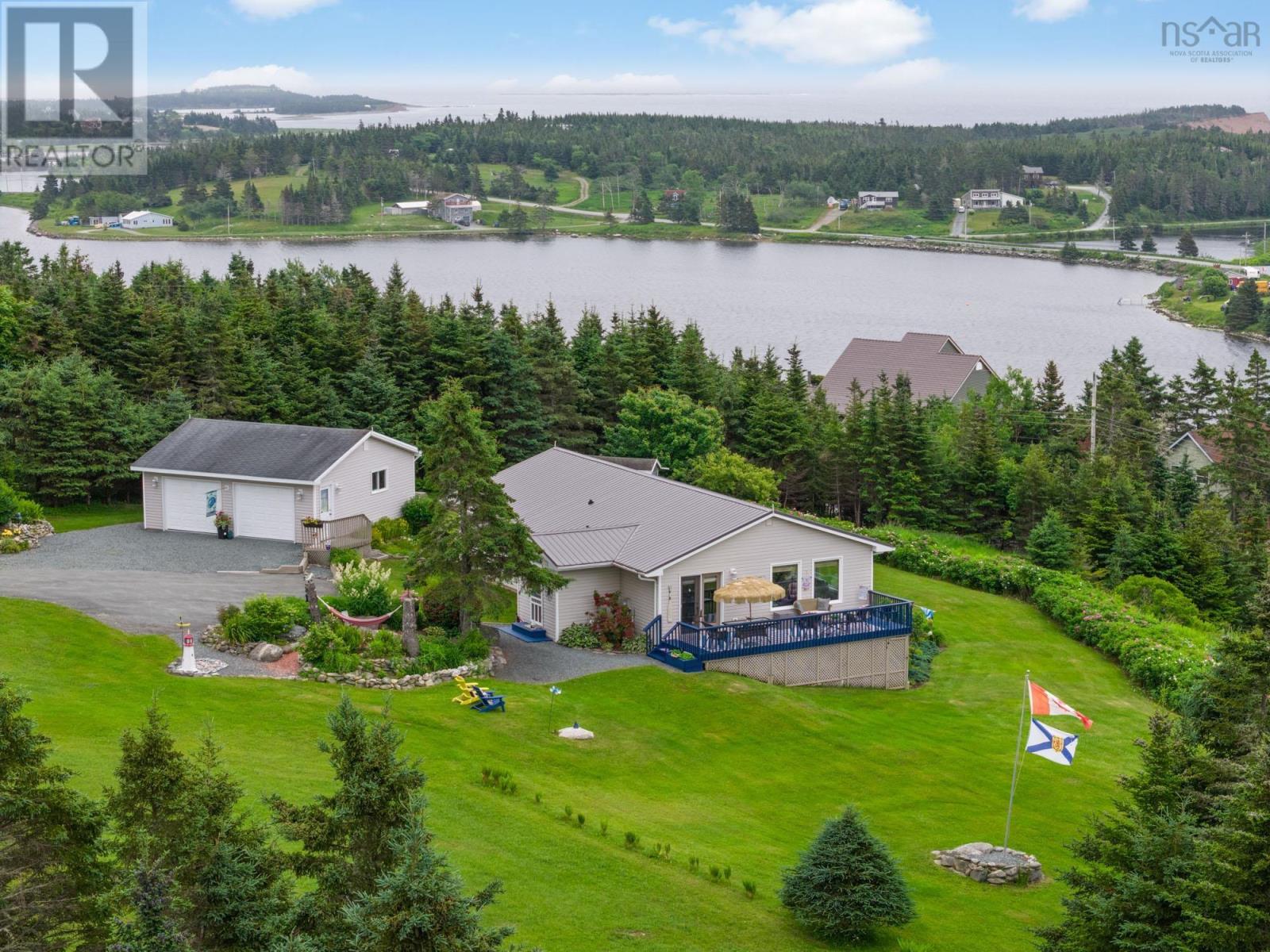 9 Leeward Lane - 5