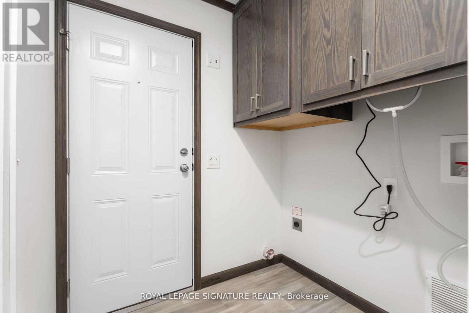 12 BRIARWOOD PLACE - 31