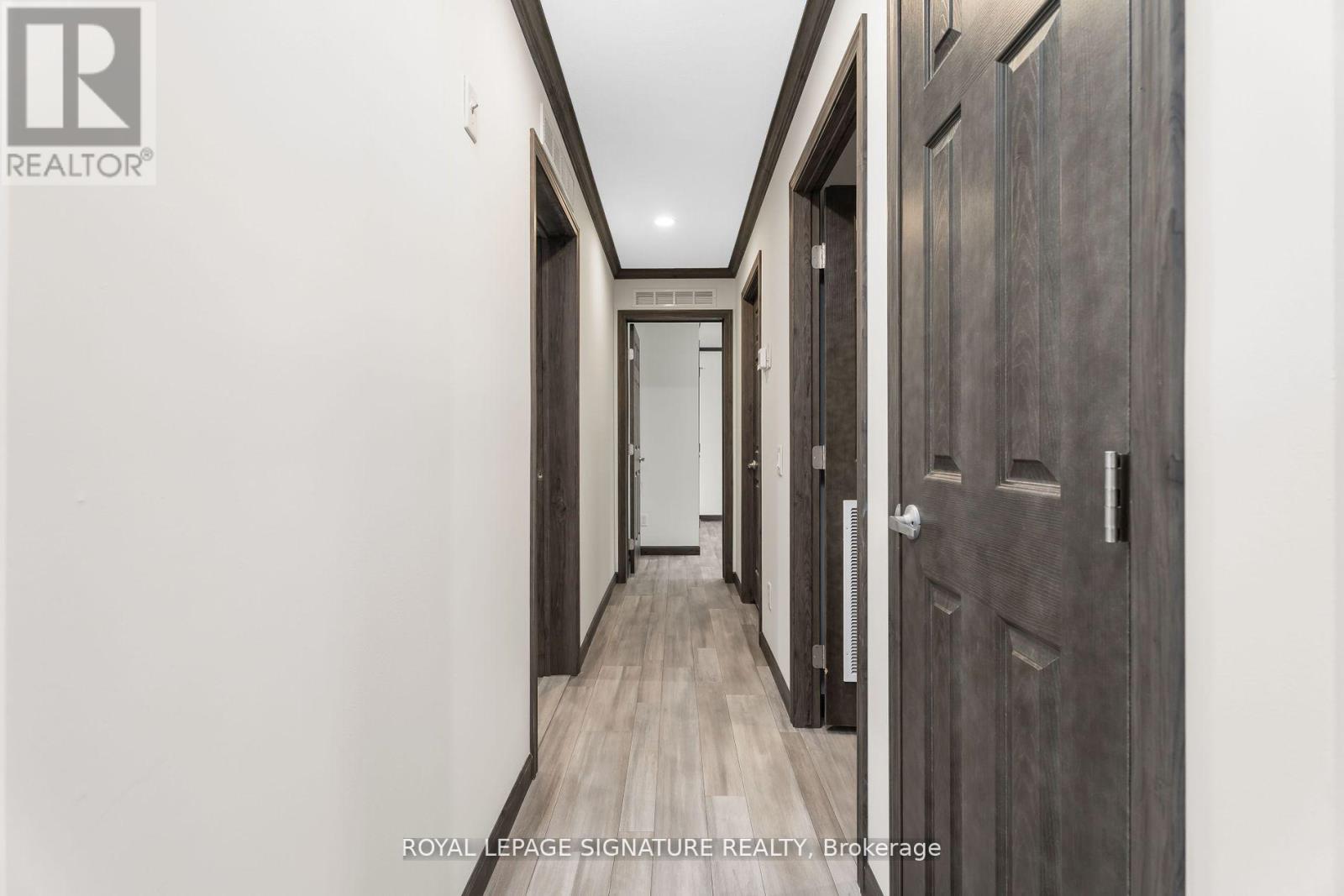 12 BRIARWOOD PLACE - 23