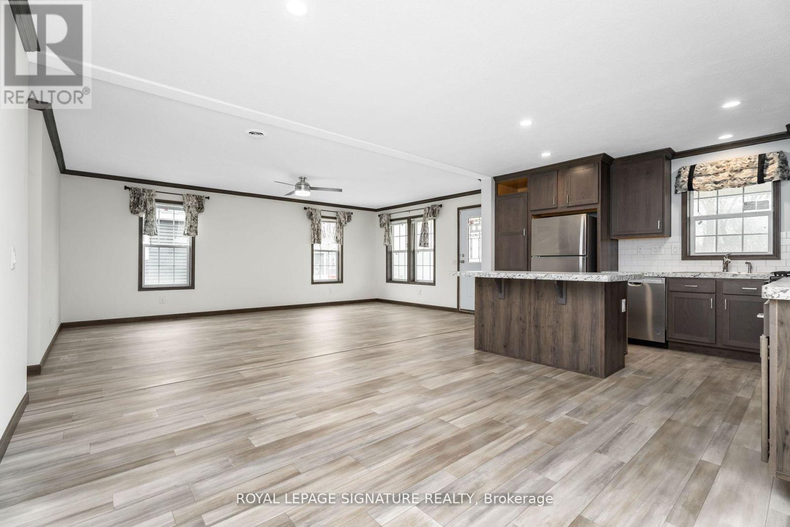 12 BRIARWOOD PLACE - 21