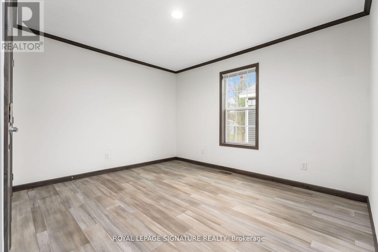 12 BRIARWOOD PLACE - 27