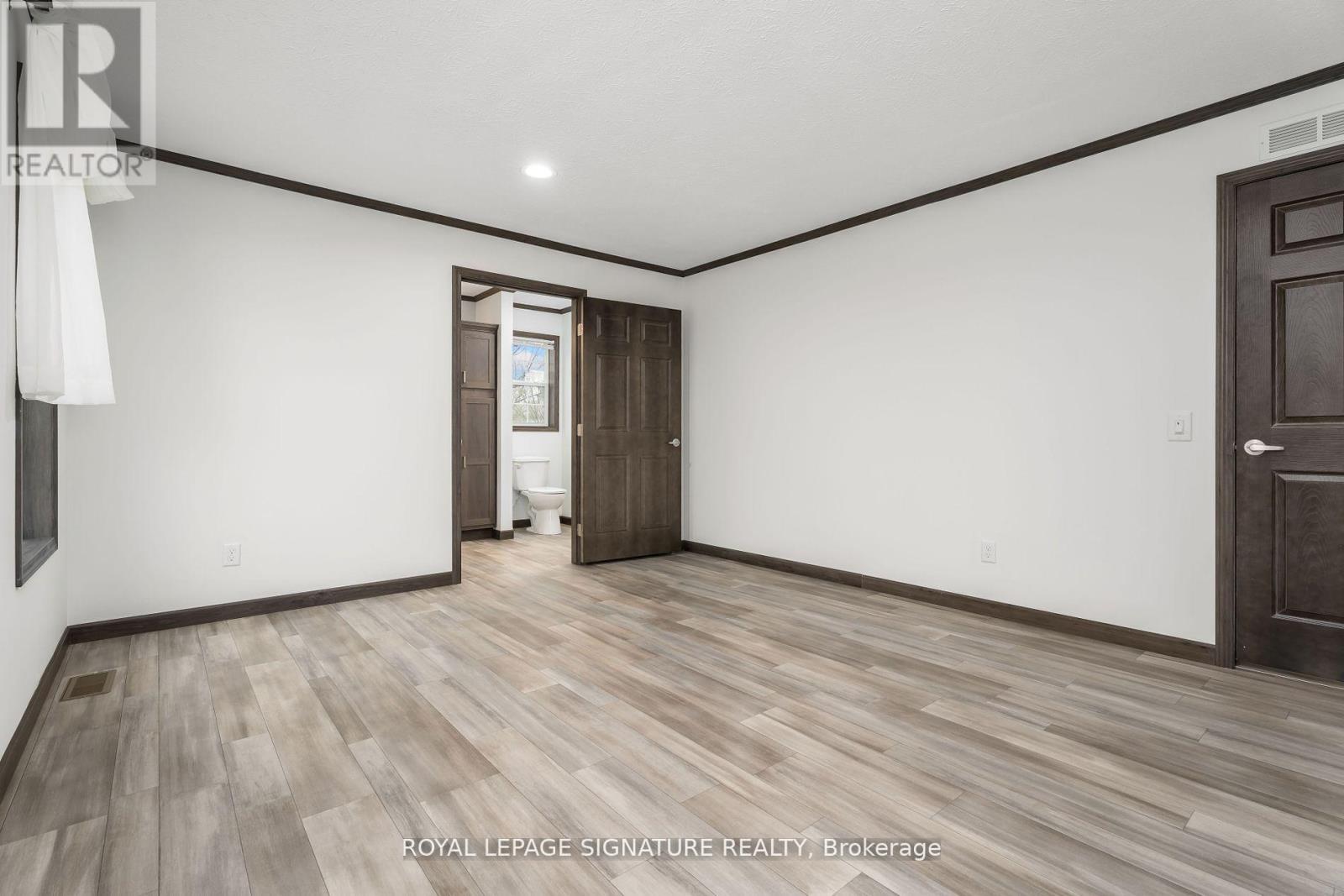 12 BRIARWOOD PLACE - 25