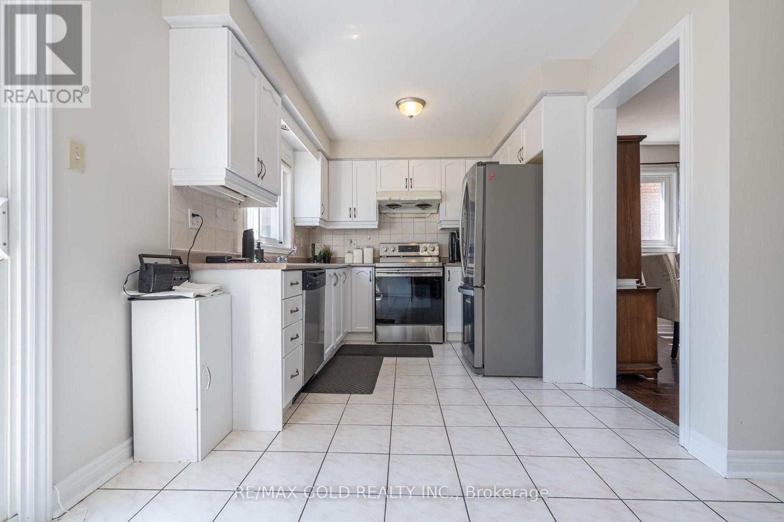 121 BIGHORN CRESCENT - 13