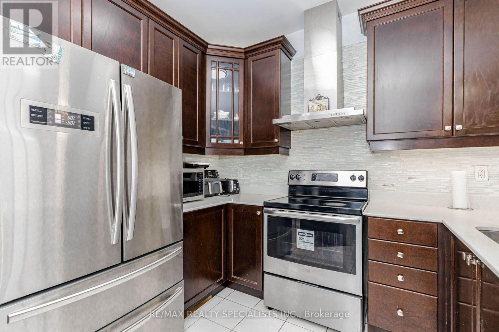 182 ALLEGRO DRIVE - 12
