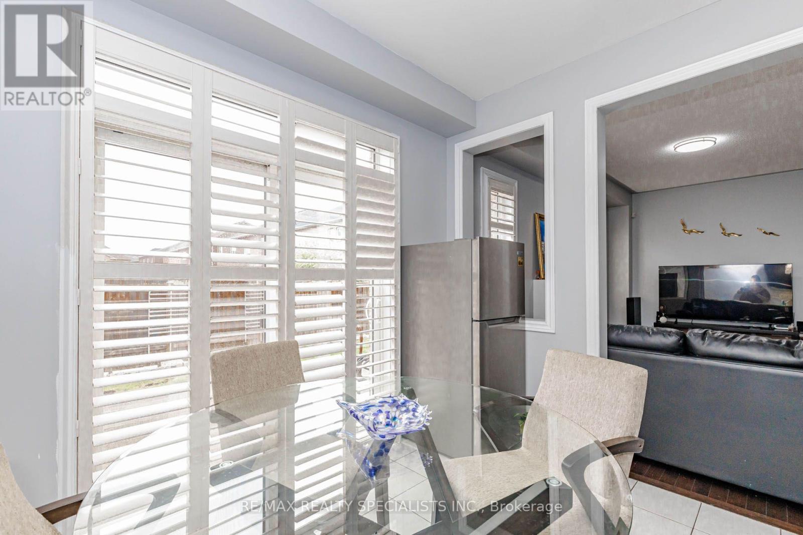 182 ALLEGRO DRIVE - 16