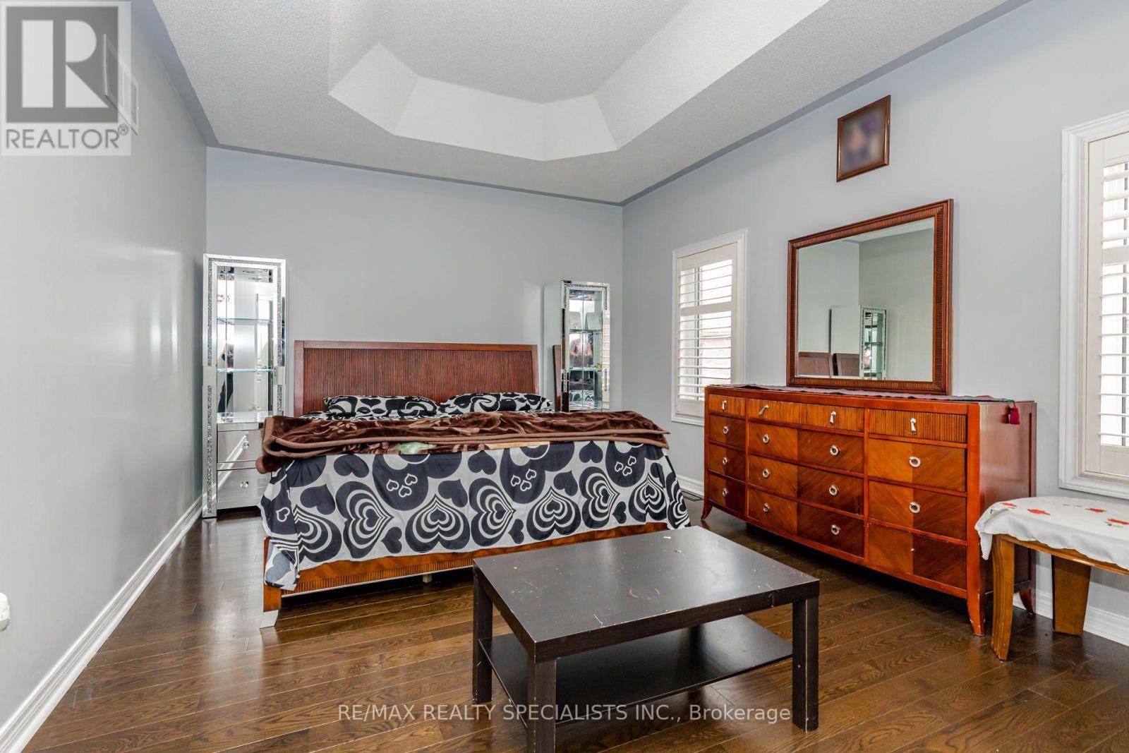 182 ALLEGRO DRIVE - 22