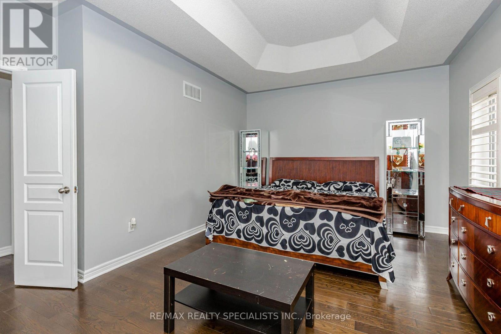 182 ALLEGRO DRIVE - 23