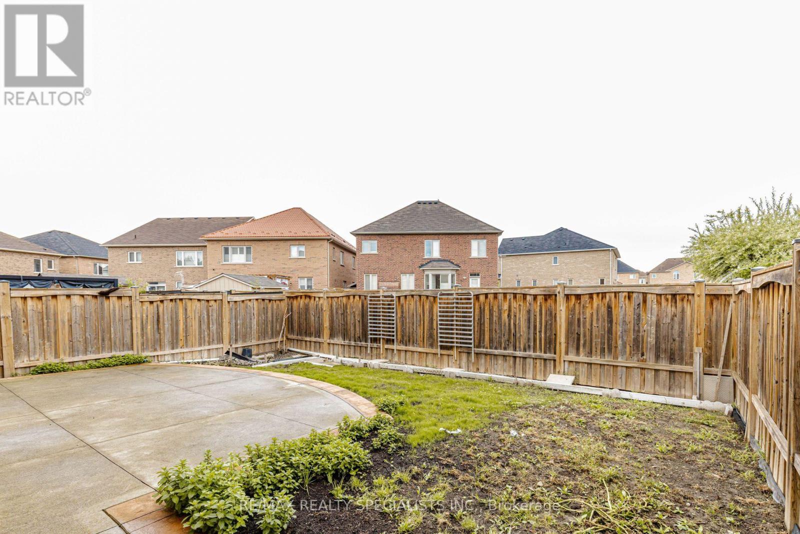 182 ALLEGRO DRIVE - 48