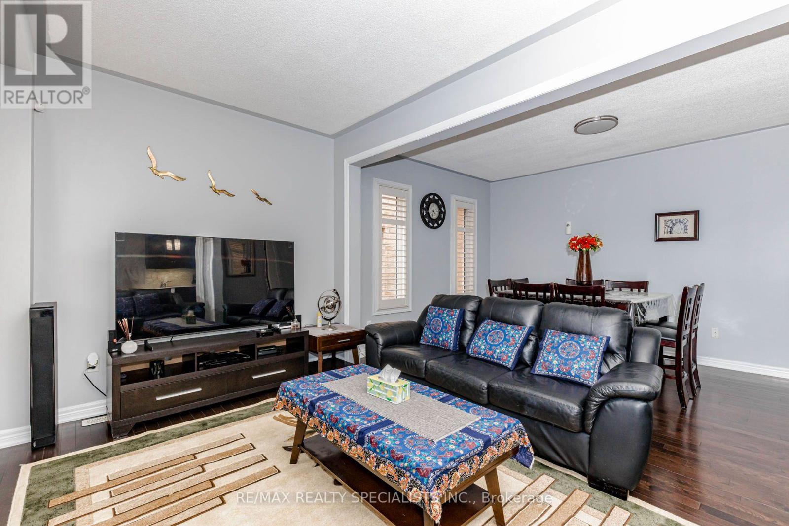 182 ALLEGRO DRIVE - 9