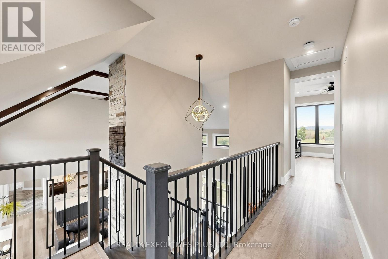 16 CAMBRAY ROAD - 23