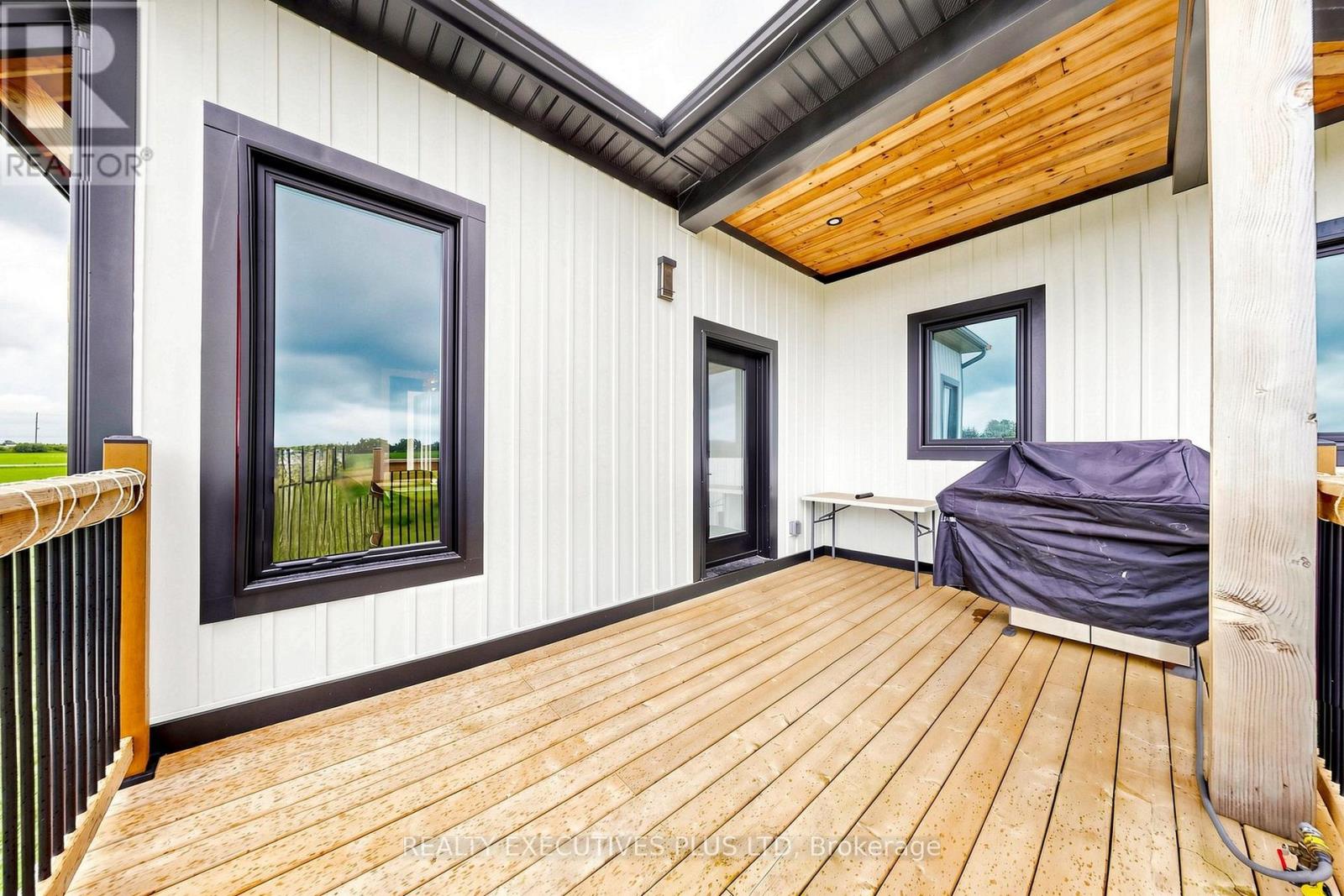 16 CAMBRAY ROAD - 41
