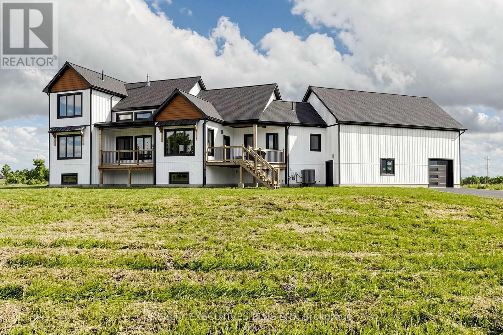 16 CAMBRAY ROAD - 43