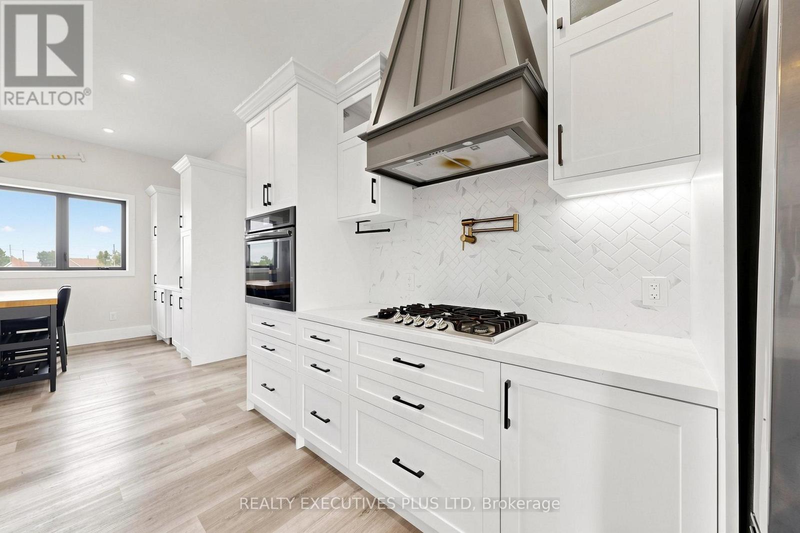 16 CAMBRAY ROAD - 7