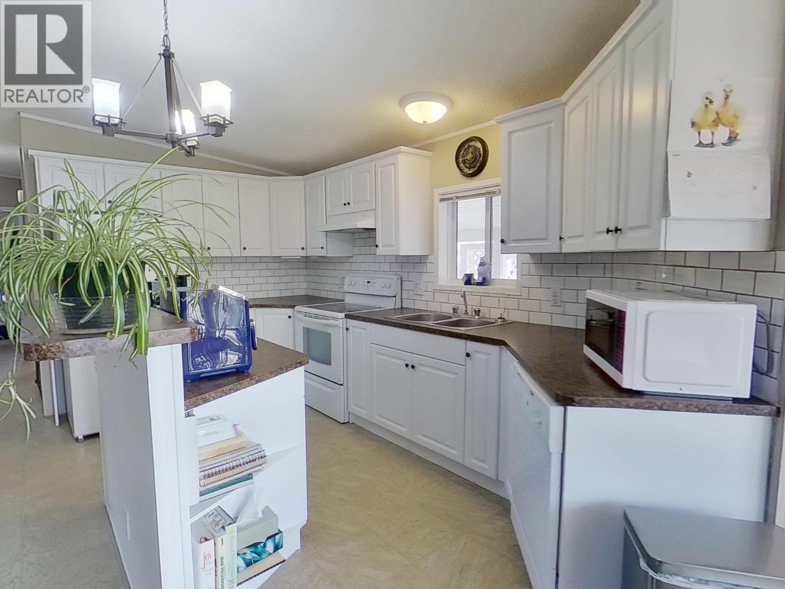 #21 370 WESTLAND ROAD - 5