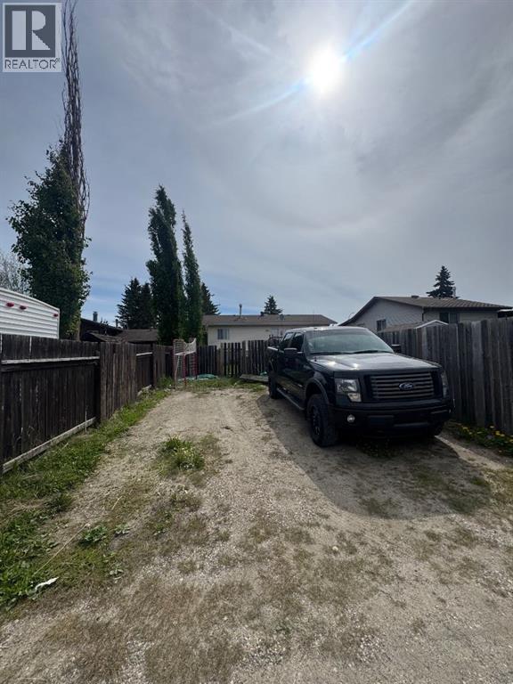 5712 55 Street - 23