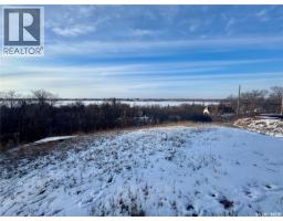 338 Green Avenue, Regina Beach, SK S0G4C0 Photo 11