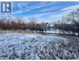 338 Green Avenue, Regina Beach, SK S0G4C0 Photo 12