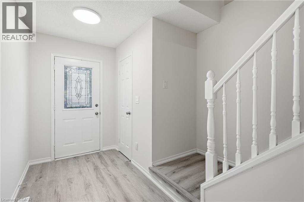 #51 2 ROYALWOOD Court - 5