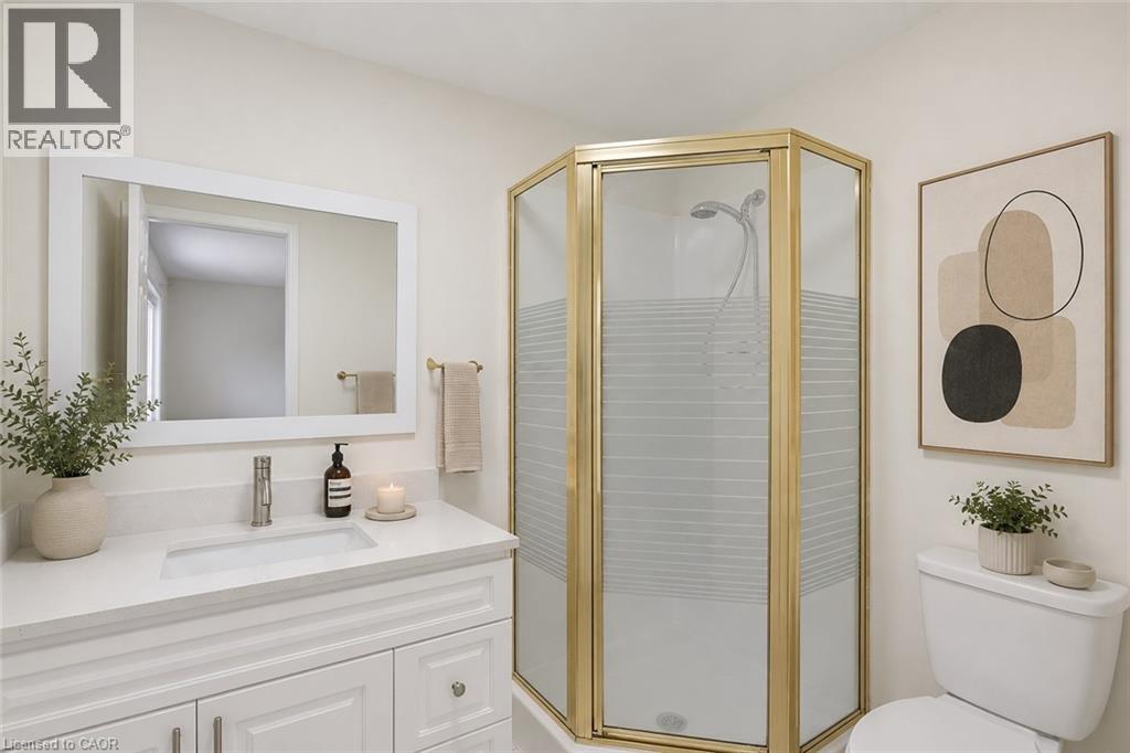 #51 2 ROYALWOOD Court - 25